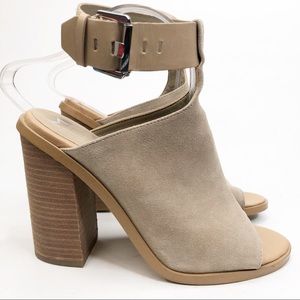 Marc Fisher LTD Vashi Ankle Strap Sandal, Size 9